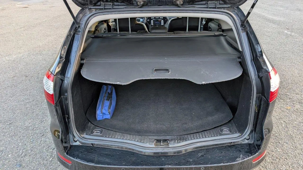 Ford Mondeo  2,2 TDCI, 129 kW 8