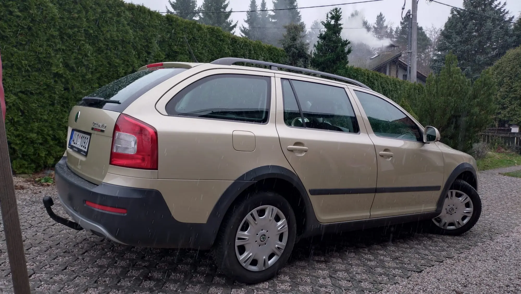 Škoda Octavia Scout 2.0 TDI 4×4, 104 300 km, 2011, TOP stav, STK 2027 2