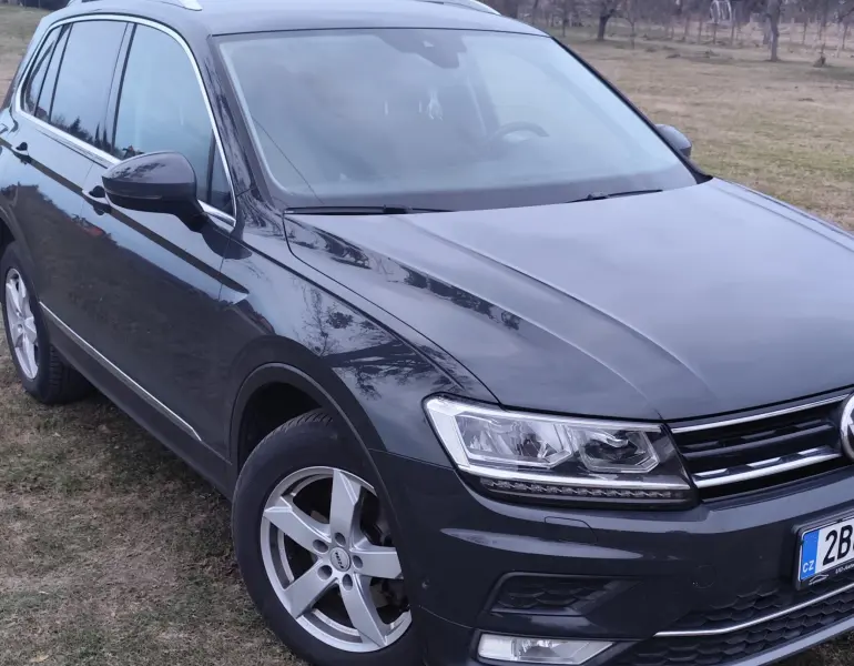 Volkswagen Tiguan  1