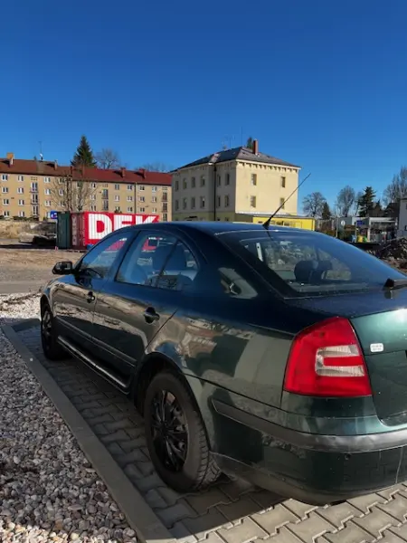 Škoda Octavia 1.6 MPI – STK 2027, servisní knížka 2