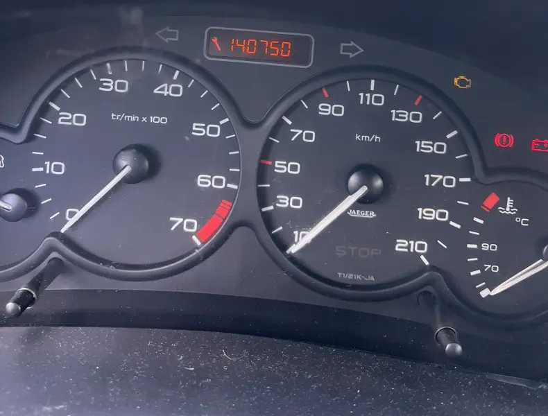 Peugeot 206 Peugeot  7