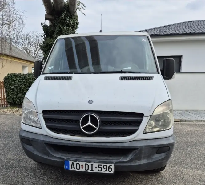 Mercedes-Benz Sprinter Sprinter 95 kW, 6 míst, nízký, krátký – STK do 2027 1