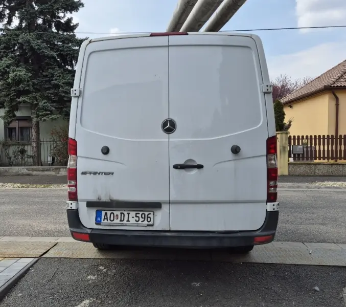 Mercedes-Benz Sprinter Sprinter 95 kW, 6 míst, nízký, krátký – STK do 2027 5