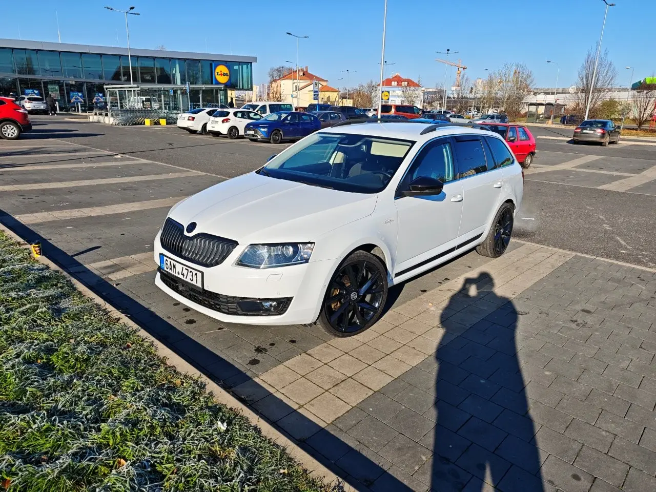 Škoda Octavia 2.0 TDI, 135kW 4x4 DSG L&K NEZÁV.TOPENÍ 0