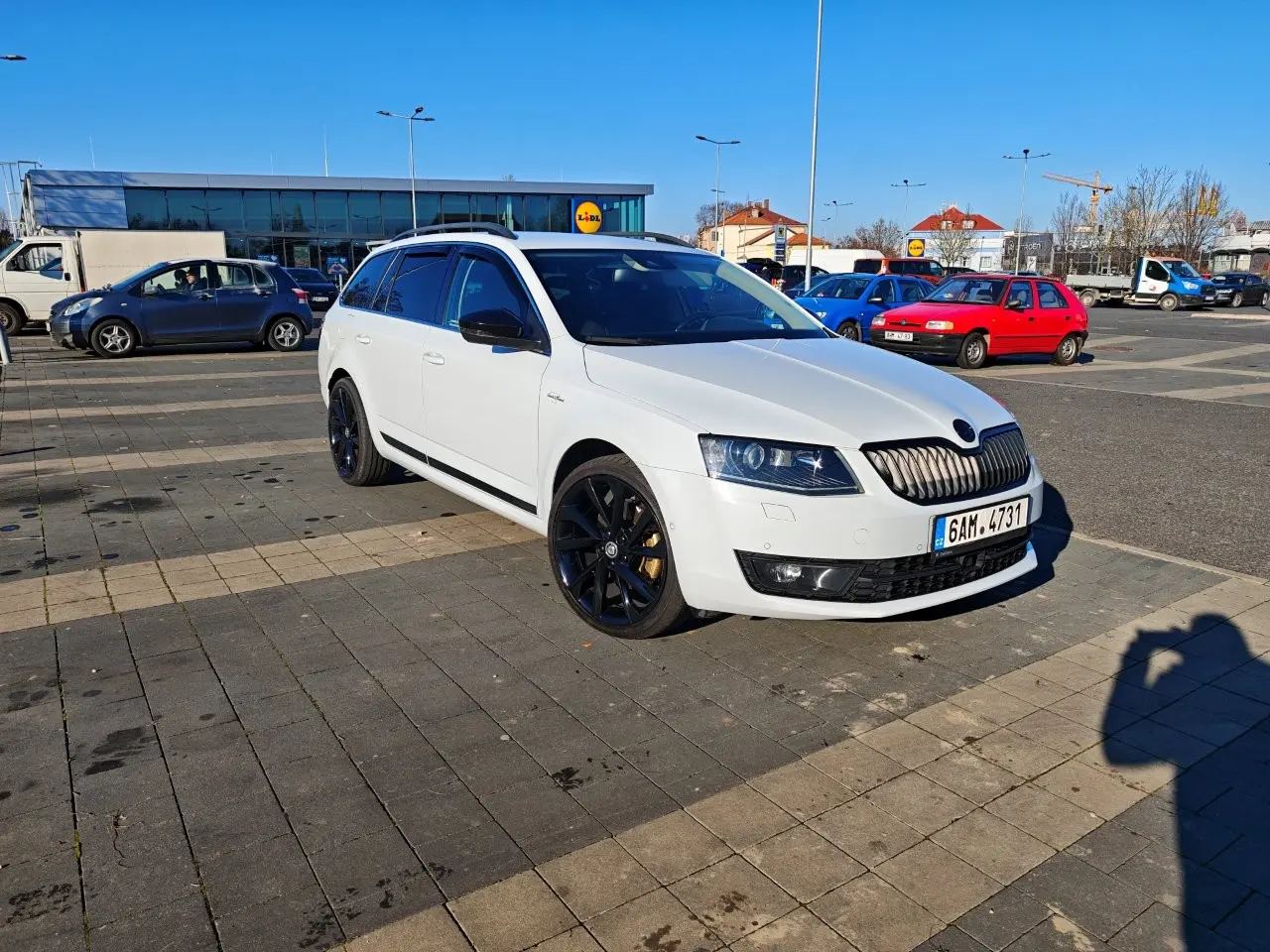 Škoda Octavia 2.0 TDI, 135kW 4x4 DSG L&K NEZÁV.TOPENÍ 1