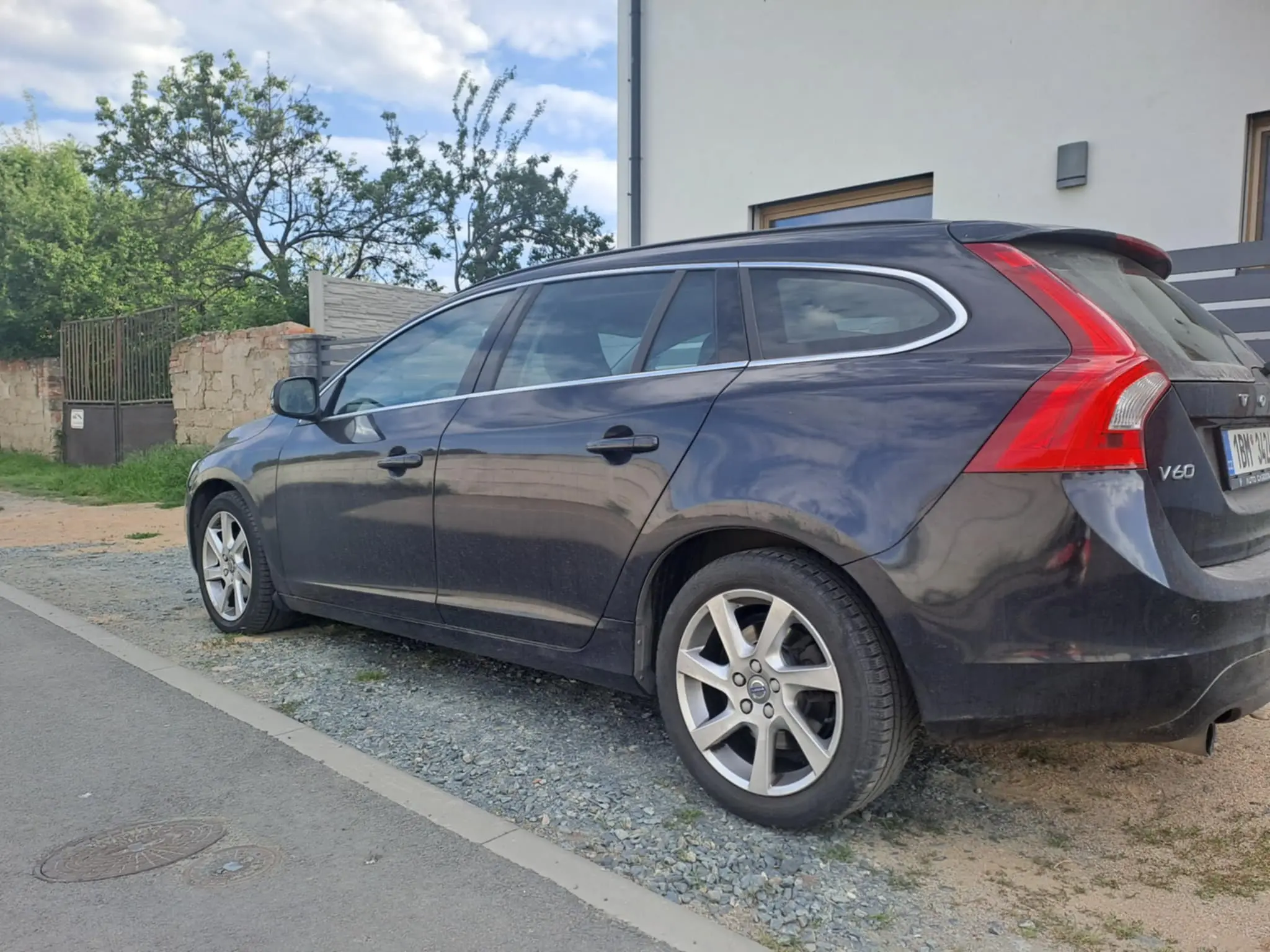 Volvo V60  5