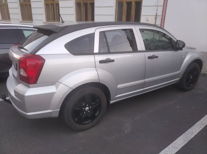Dodge Caliber  0