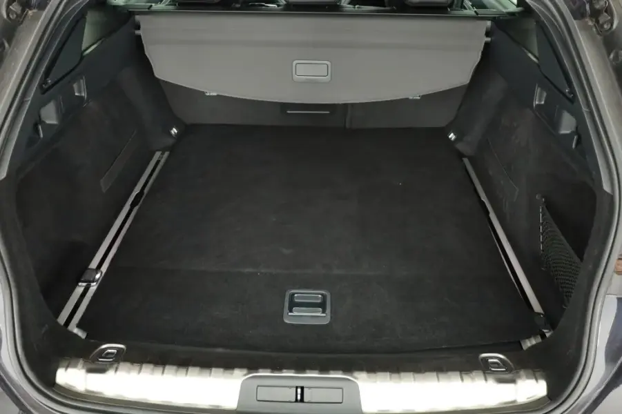 Peugeot 508 Hybrid SW 225 NOVÁ BATERIE 165kw 120tis 3