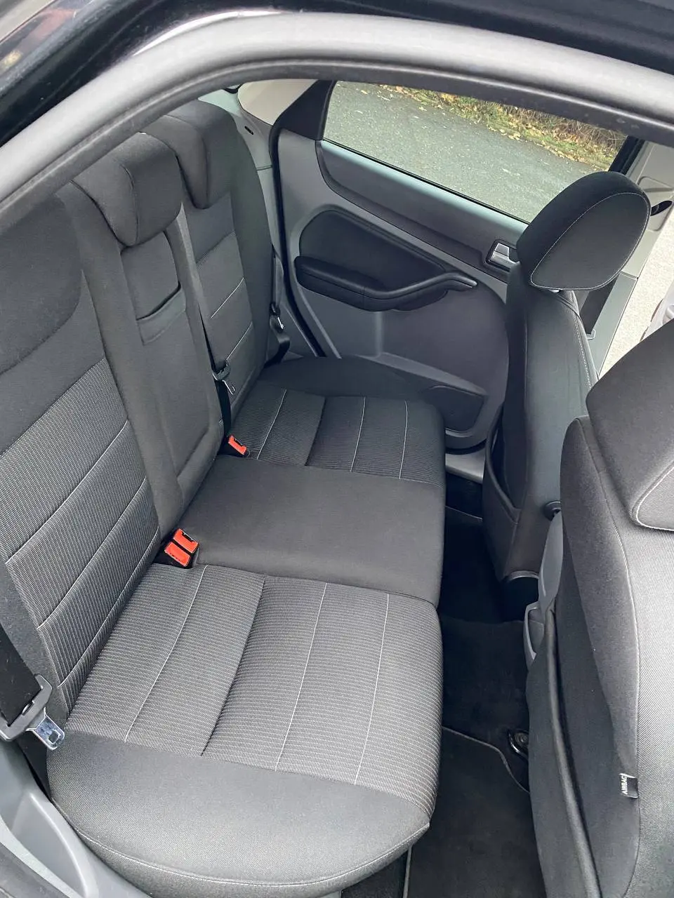 Ford Focus Ford Focus II Facelift 2.0 TDCi 2009 hatchback 7