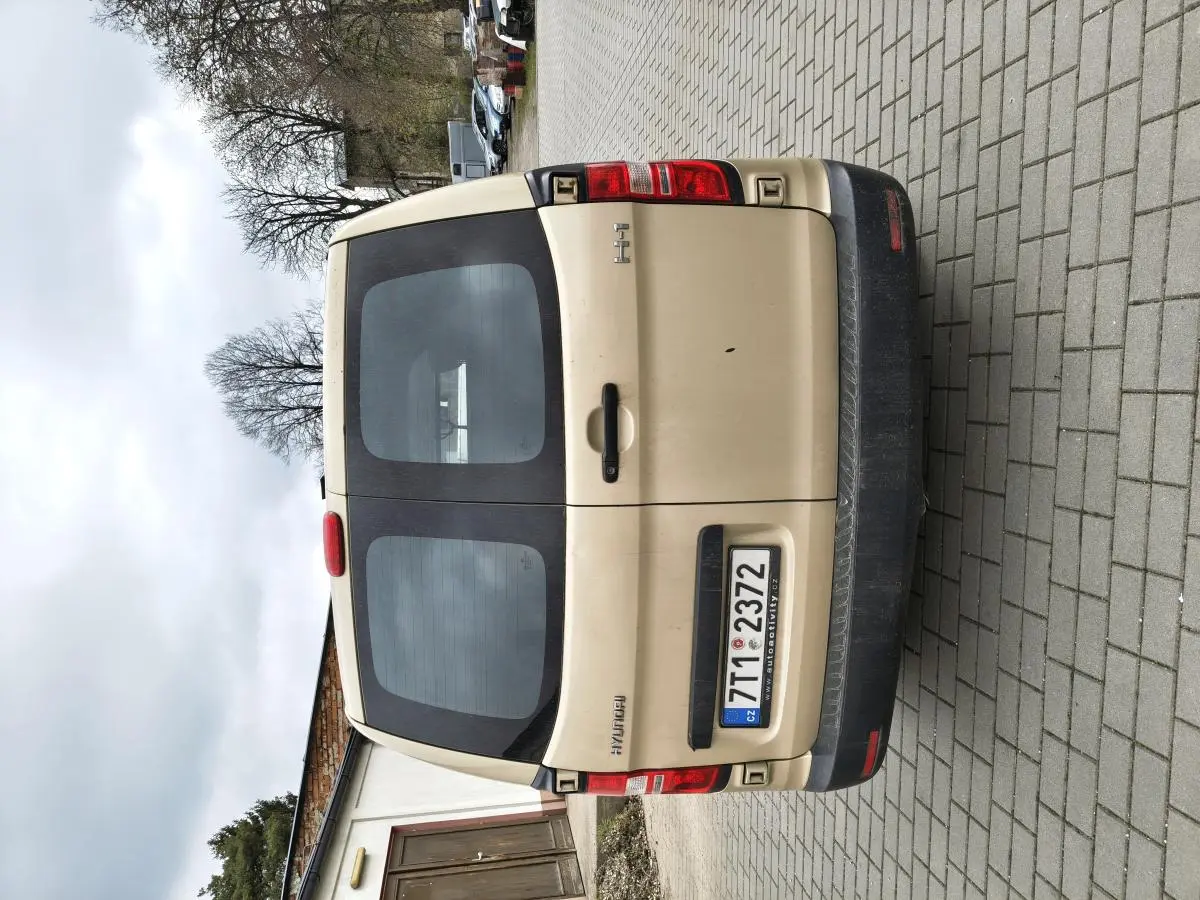 Hyundai H 1  Hundai H1 R.V.:2010 5
