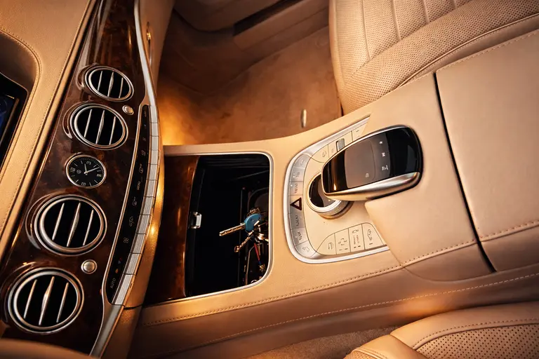 Mercedes-Benz Ostatní  7