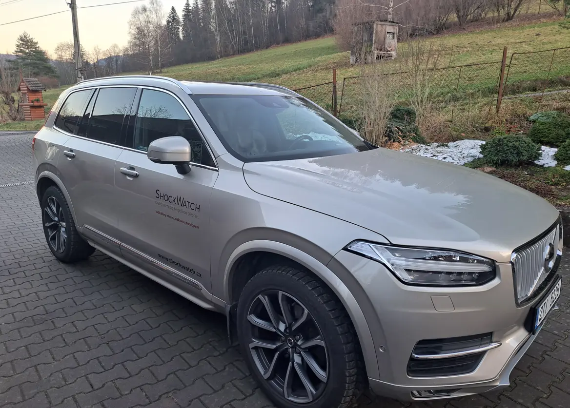 Volvo XC90  2