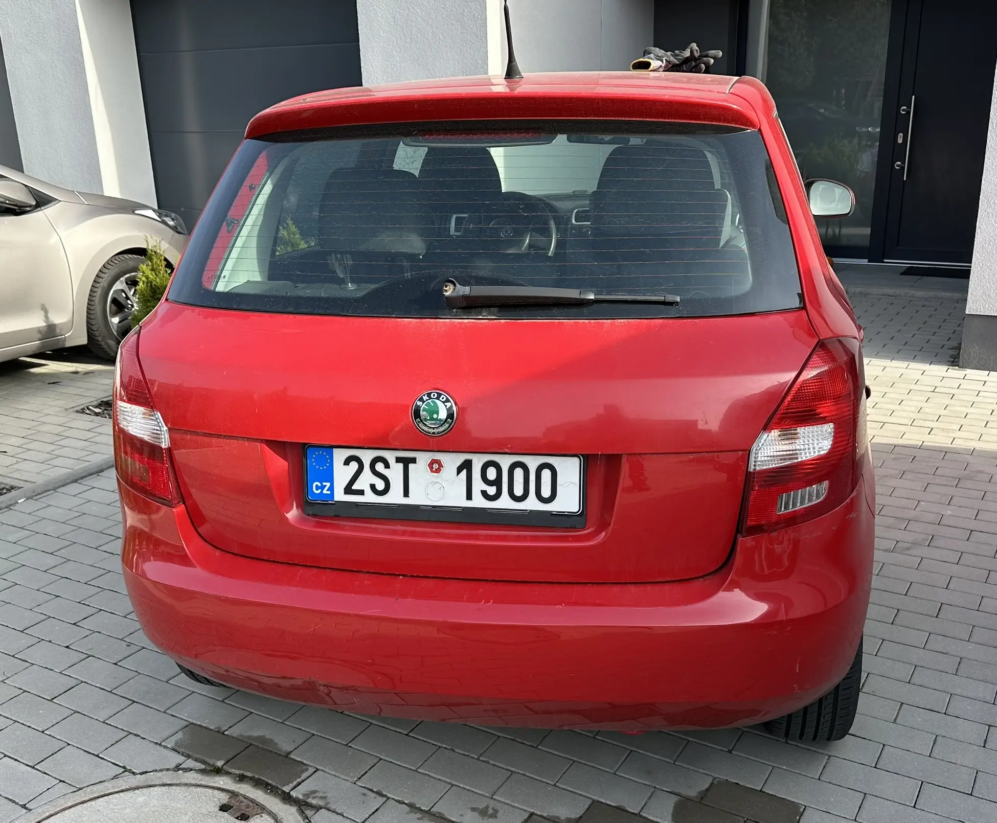 Škoda Fabia II 1.4 16V (63 kW), r.v. 2009, klima, el. okna 5