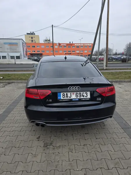 Audi A5 Prodám Audi A5 5