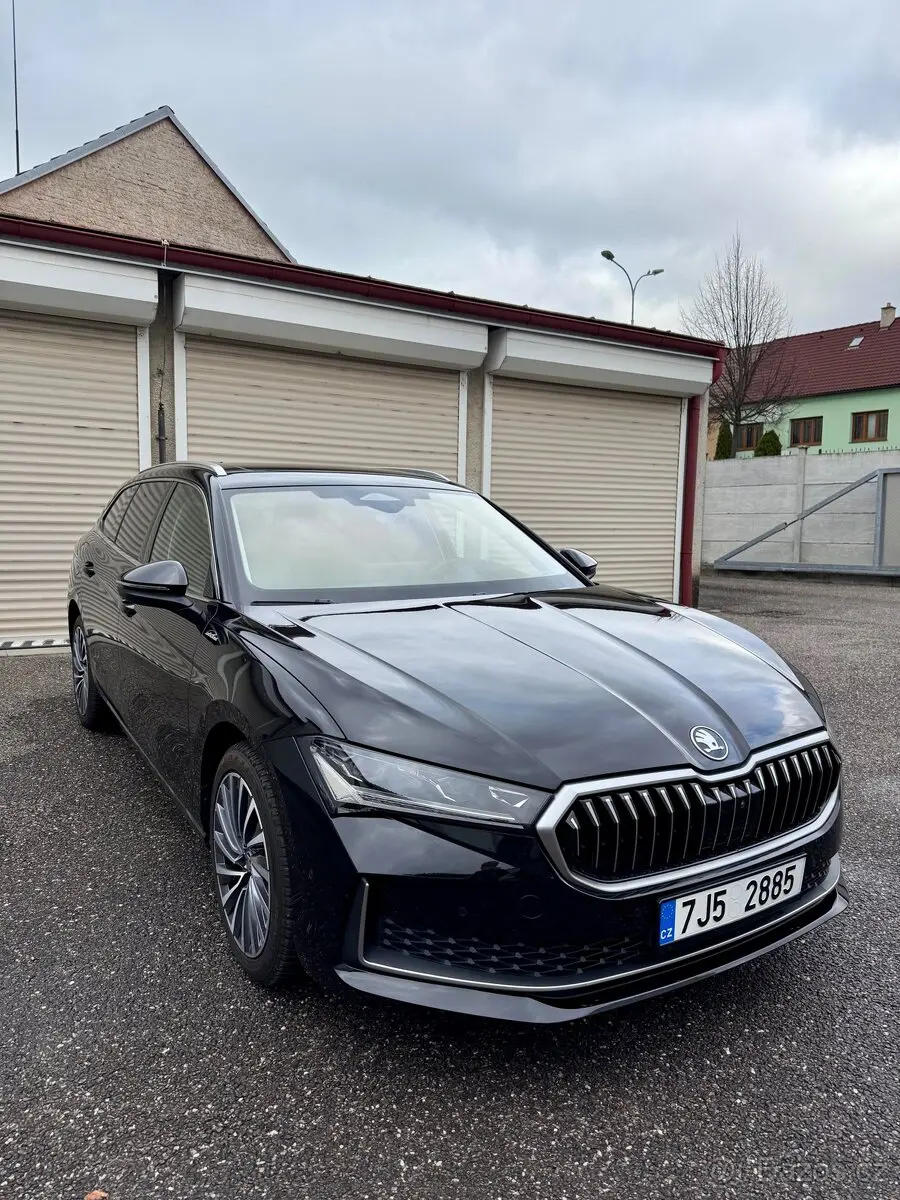 Škoda Superb 4 IV L&K 1,5TSI, 2025, 1300km, DPH, ČR 0