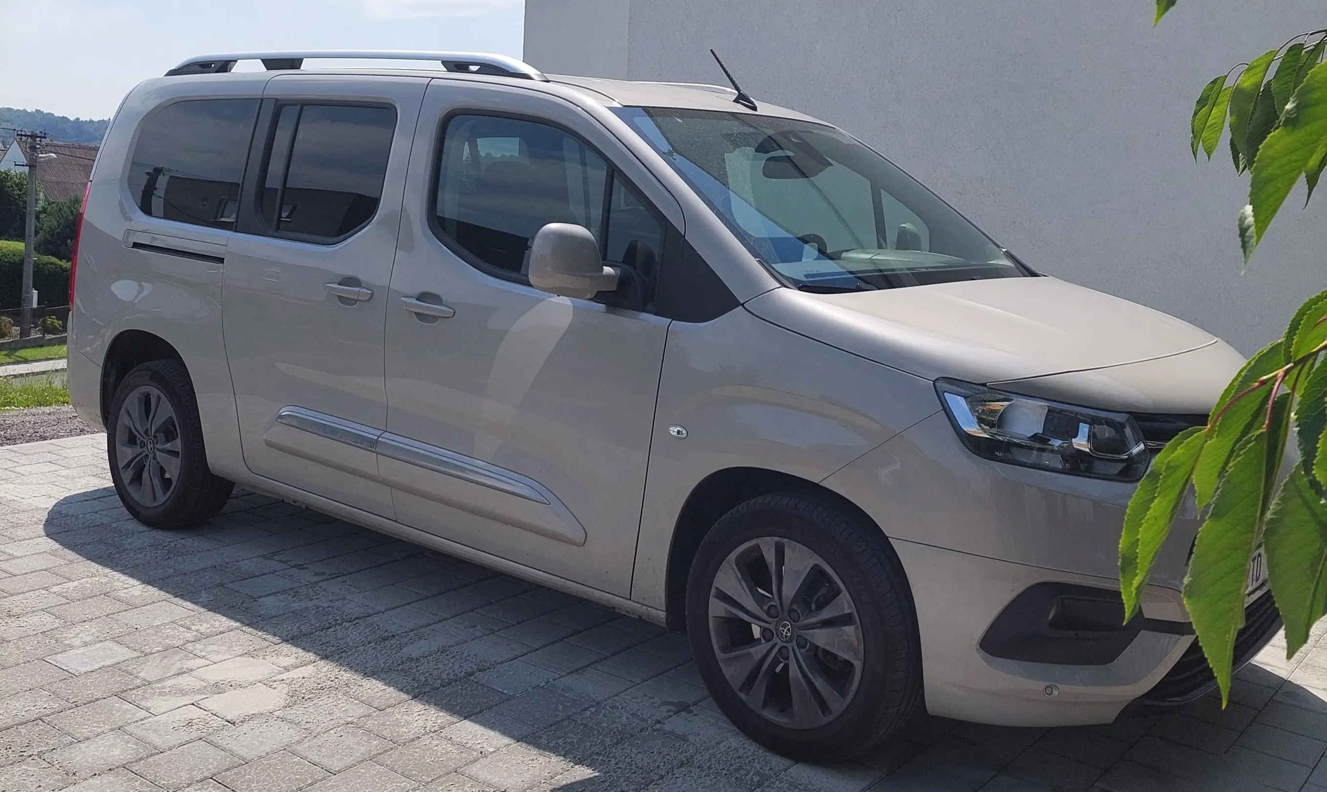 Toyota Proace City Verso Perfektní stav, auto v záruce, 7 míst 1
