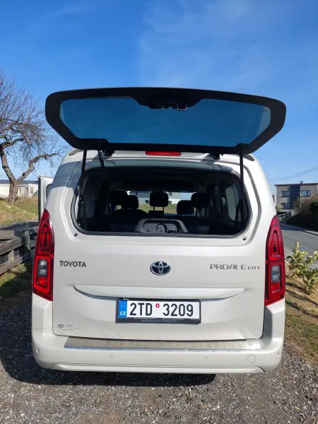 Toyota Proace City Verso Perfektní stav, auto v záruce, 7 míst 7